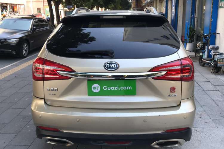 Used BYD Tang New Energy 2015 2.0T Four-Wheel-Drive Flagship Model Rear