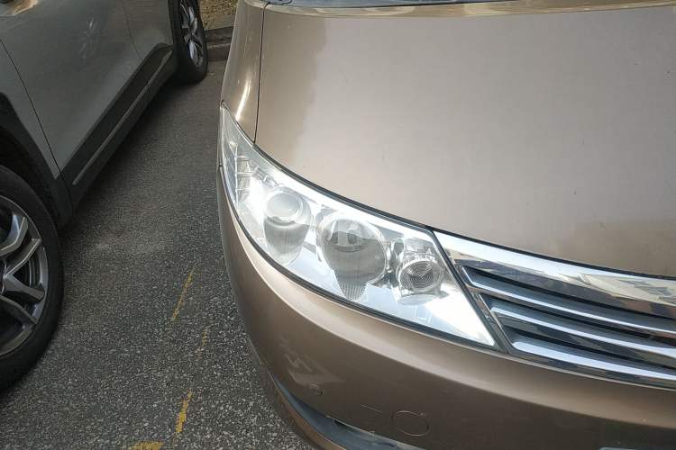 Used BYD M6 2015 2.4L Automatic Prestige Edition
