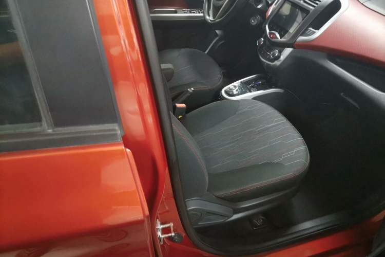 Used CHANGAN Benni 2015 1.4L IMT Prestige Model China V Standard