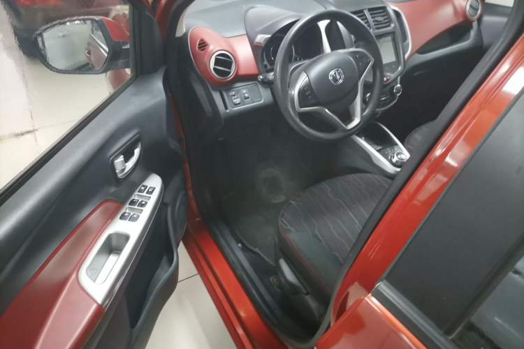 Used CHANGAN Benni 2015 1.4L IMT Prestige Model China V Standard