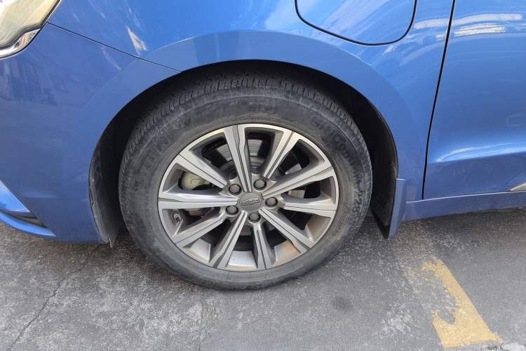 Used Geely Auto Emgrand GT New Energy 2018 1.5T PHEV Yaoxiang Edition Left Front Wheel Hub
