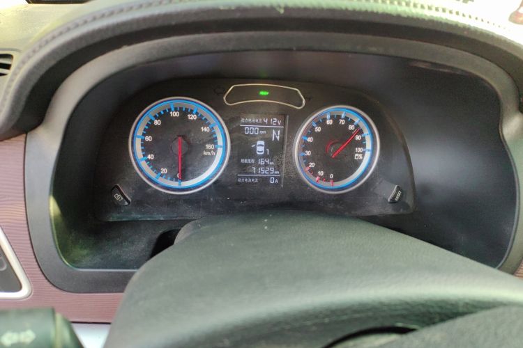 Used FORTHING Lingzhi M5 2018 Comfort Model