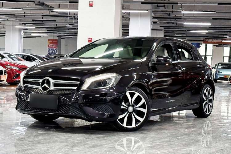 Used Mercedes-Benz A-Class 2015 A 200 Fashion Model