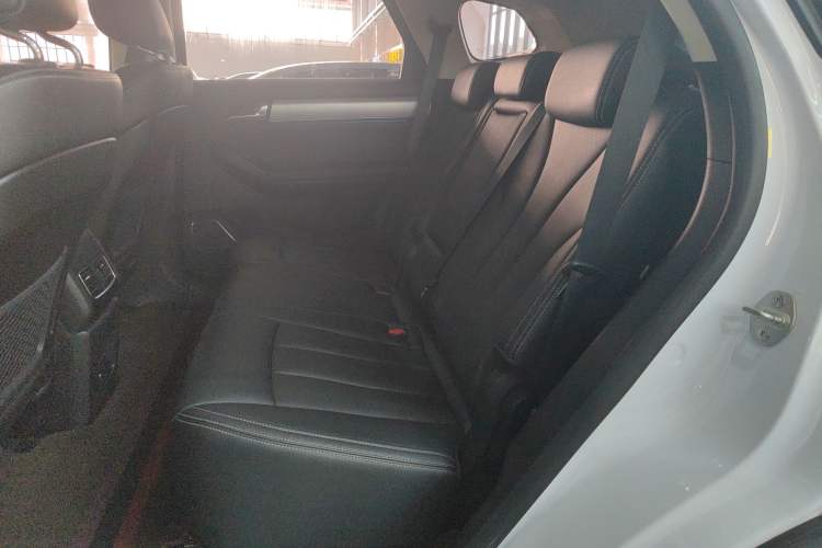 Used BYD Tang 2019 2.0T Automatic SmartConnect Luxury Version 5 Seats China VI Standard