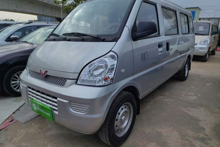 Used Wuling Rongguang EV 2022 Basic Passenger Bus Powered by Penghui Battery