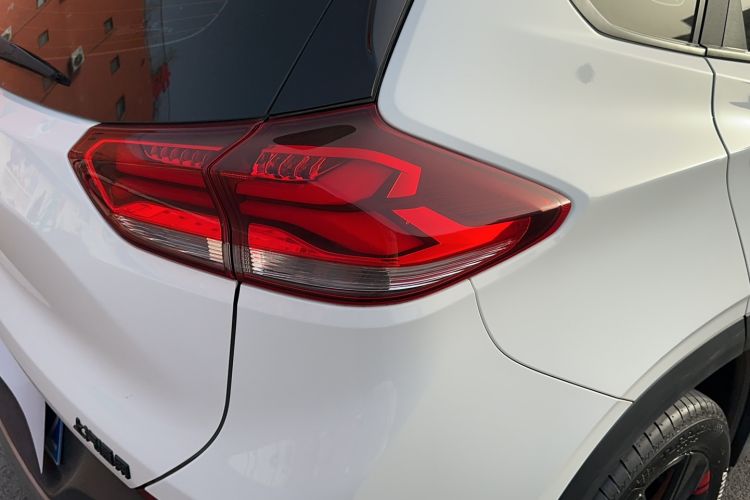 Used Chevrolet Trax 2019 Redline 335T CVT Luxury Edition China VI Standard