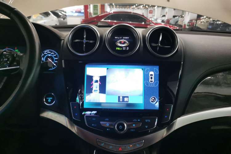 Used BYD Tang New Energy 2015 2.0T Four-Wheel-Drive Flagship Model Audio And AC Panel