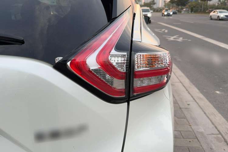 Used Nissan Murano 2017 2.5L XL Two-Wheel Drive Smart Edition