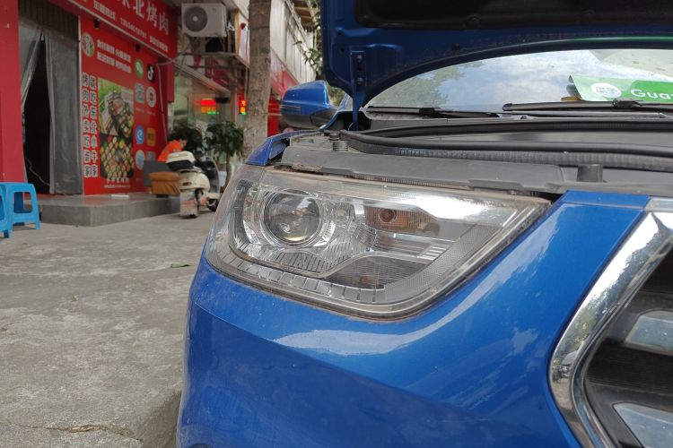 Used Haval H2 2018 Chuanxiang Edition Blue Badge 1.5T Dual-Clutch Two-Wheel Drive ZhiShang Model