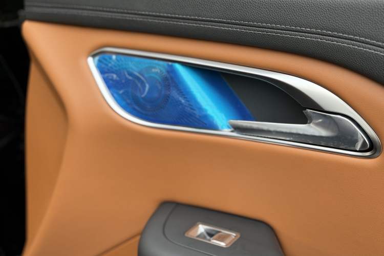 Used Hongqi HQ9 2023 2.0T Smart Connect Flagship Edition
