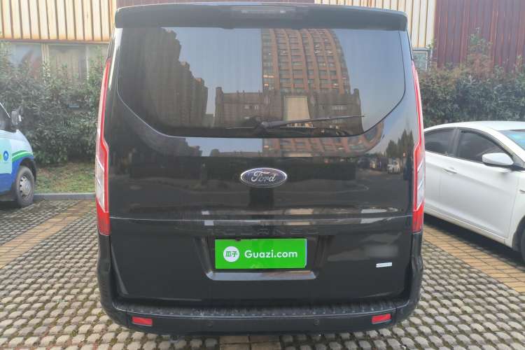 Used Ford Tourneo Custom 2017 2.0T Automatic Elite Edition
