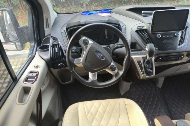 Used Ford Tourneo Custom 2017 2.0T Automatic Elite Edition
