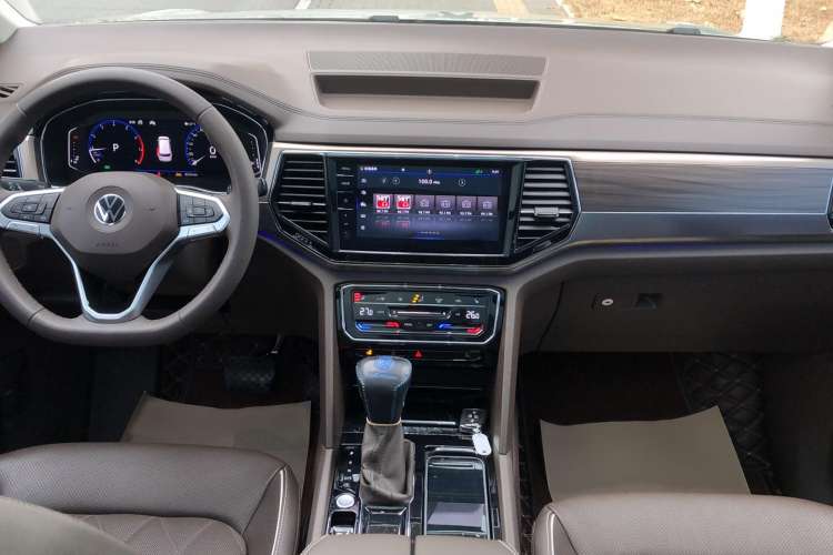 Used Volkswagen Viloran 2020 380TSI Prestige Edition