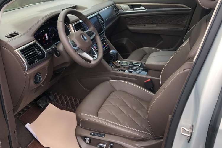 Used Volkswagen Viloran 2020 380TSI Prestige Edition