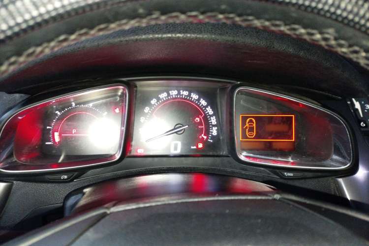 Used DS 5 2014 1.6T Elegant Version THP160