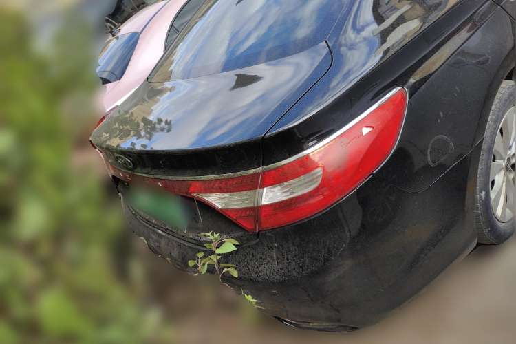 Used Hyundai Azera 2011 2.4L Comfort Version