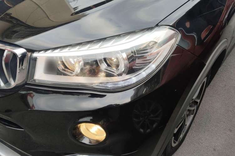 Used SWM X7 2017 1.5T Automatic Prestige Version 7 Seats