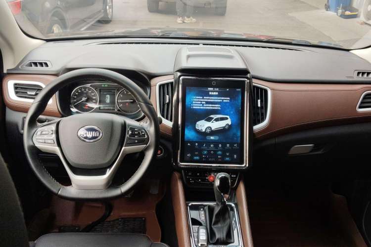 Used SWM X7 2017 1.5T Automatic Prestige Version 7 Seats