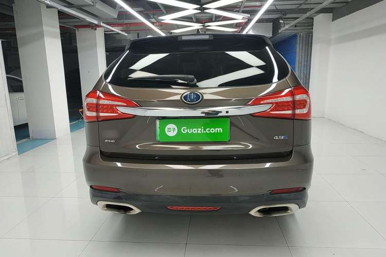 Used BYD Tang New Energy 2017 2.0T All-Wheel Drive Hyatt Model Rear
