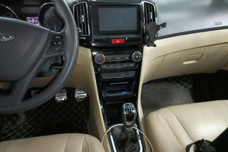 Used Chery E3 2015 1.5L Manual ZhiShang Model
