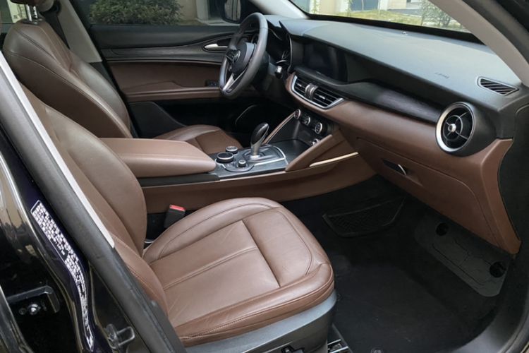 Used Alfa Romeo Stelvio 2017 2.0T 200HP Elite Edition