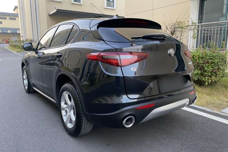 Used Alfa Romeo Stelvio 2017 2.0T 200HP Elite Edition