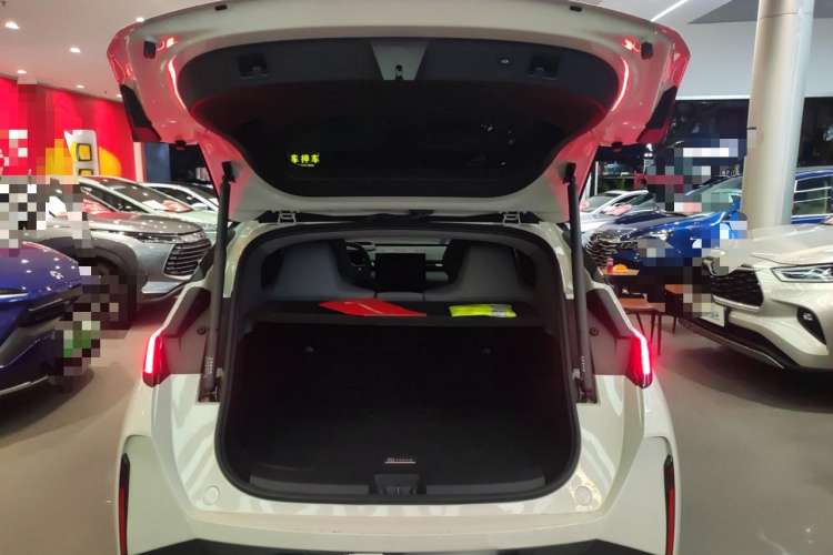 Used Zeekr X 2023 Rear-Drive YOU Edition 4 Seats