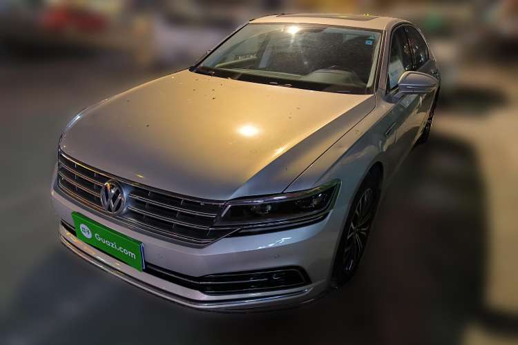 Used Volkswagen Phideon 2016 380TSI Two-Wheel-Drive Luxury Edition