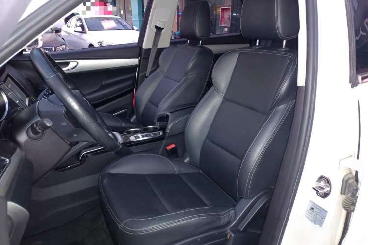 Used Zotye SR7 2016 1.5T CVT Cube Road Edition China V Standard
