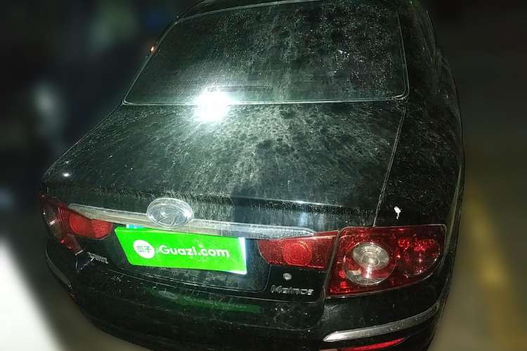 Used Hyundai MoInca 2009 2.0L Automatic Prestige GL Trim