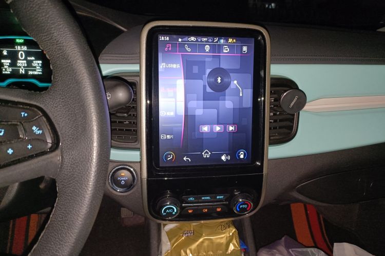 Used Chery New Energy Little Ant 2021 200 000-Yuan Ant Fan Edition Talent Version NMC Battery 301 km Audio And AC Panel