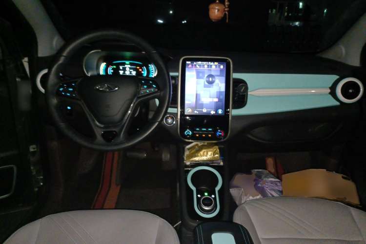 Used Chery New Energy Little Ant 2021 200 000-Yuan Ant Fan Edition Talent Version NMC Battery 301 km Center Console