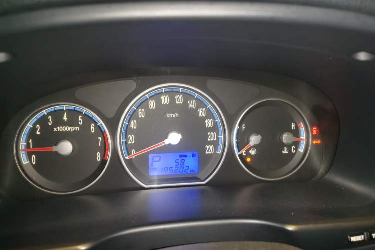 Used Hyundai Santa Fe Classic 2009 2.7 Luxury Version Instrument Cluster