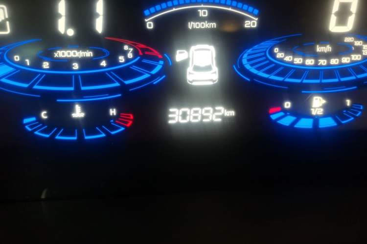 Used Venucia T60 2018 1.6L CVT Smart Edition (ISS) China VI
