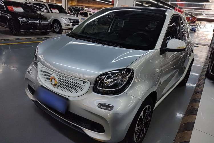 Used smart forfour 2016 1.0L 52 kW Passion Edition