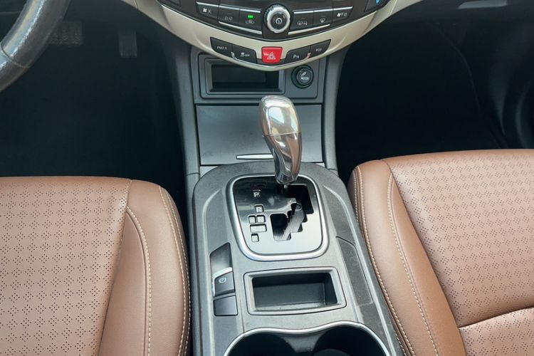 Used BYD S7 2015 2.0T Upgraded Automatic Luxury Version