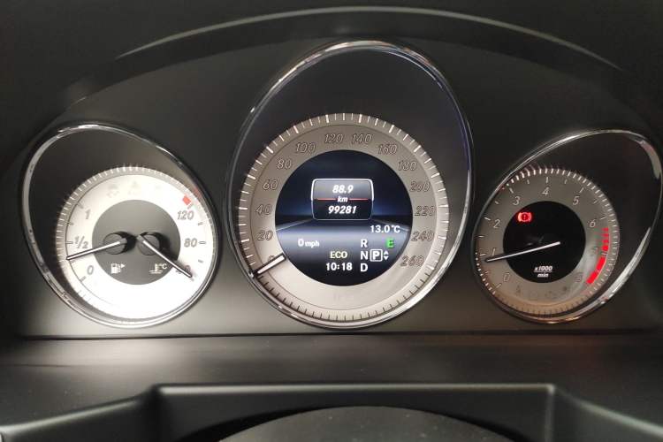 Used Mercedes-Benz GLK-Class 2015 GLK 260 4MATIC Fashion Edition Ultimate Version
