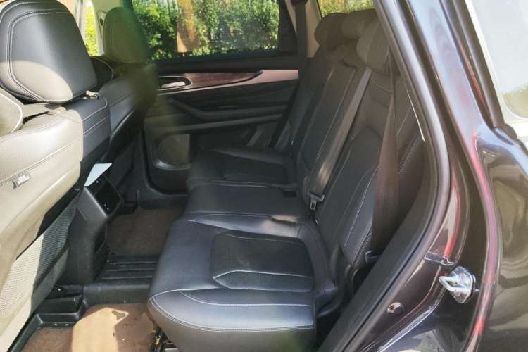 Used EXEED Lanyue 2021 400T Two-Wheel Drive Starlight Pro Edition 7-Seater
