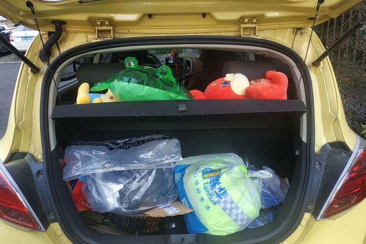 Used CHANGAN Benni 2014 1.4L Manual Sunroof Model Trunk