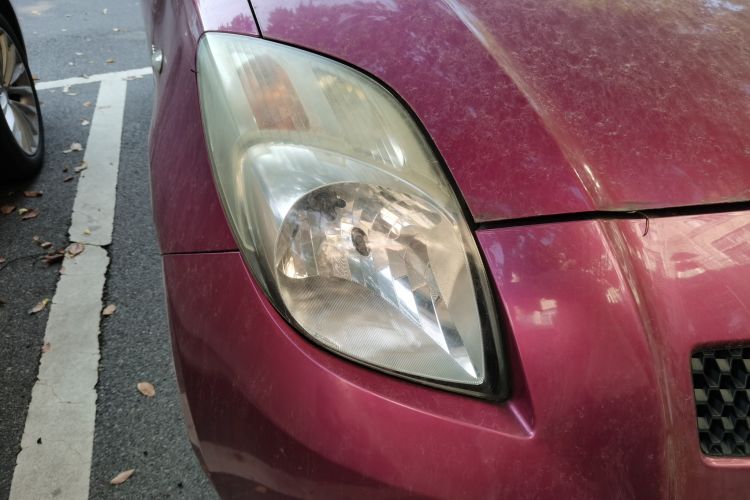 Used Toyota Yaris 2009 1.6E Automatic Comfort Edition Right Front Headlight