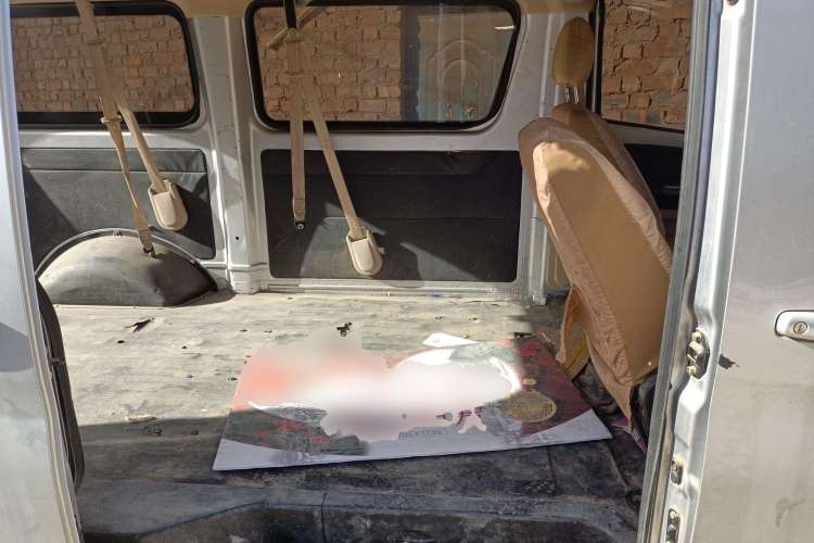 Used CHANGAN KAICHENG Ruixing M90 2017 2.0L Value Edition High-Roof 7-Seater Double-Swing Doors 4G94S
