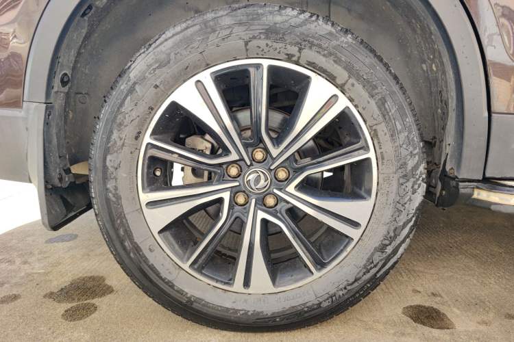 Used Dongfeng Aeolus AX7 2018 Classic 1.6T Automatic Luxury Model
