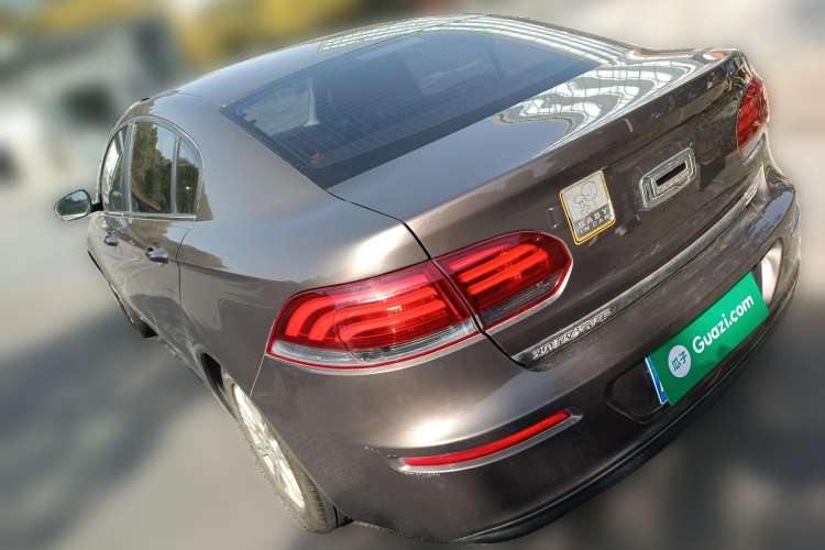 Used Qoros 3 2015 Sedan 1.6L Automatic ZhiXiang Model
