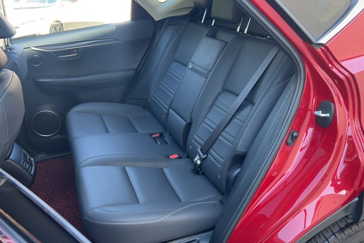 Used Lexus NX 2015 300h All-Wheel-Drive Fēngzhì Edition
