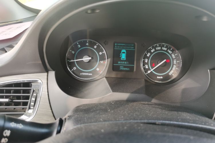 Used JAC Refine M5 2013 2.0T Gasoline Manual Business Edition