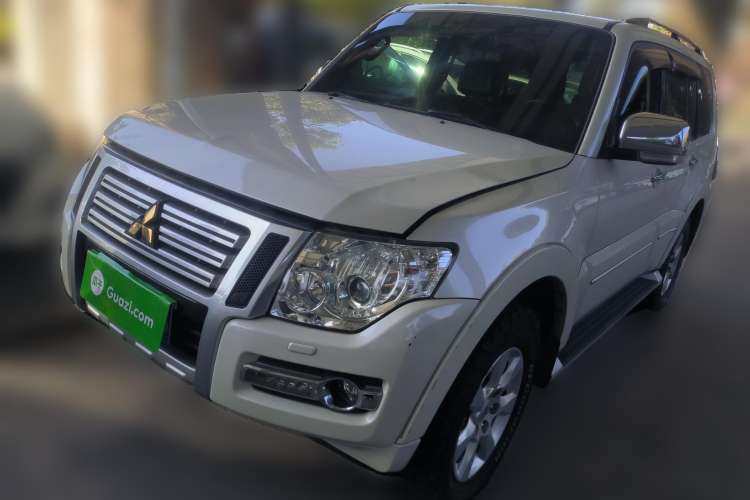 Used Mitsubishi Pajero 2019 3.0L Automatic Prestige Edition