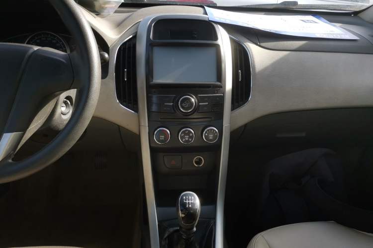 Used Baojun 630 2012 1.5L DVVT manual comfort version