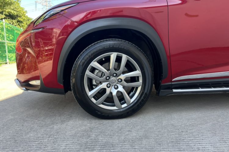 Used Lexus NX 2015 300h All-Wheel-Drive Fēngzhì Edition
