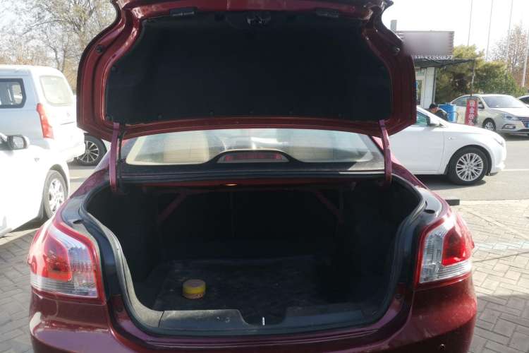 Used Baojun 630 2012 1.5L DVVT manual comfort version