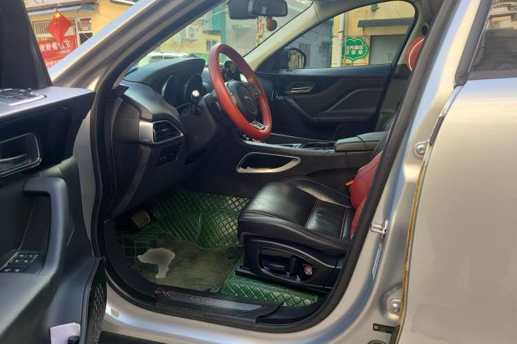 Used Jaguar F-PACE 2016 2.0T Two-Wheel Drive Urban Luxury Edition